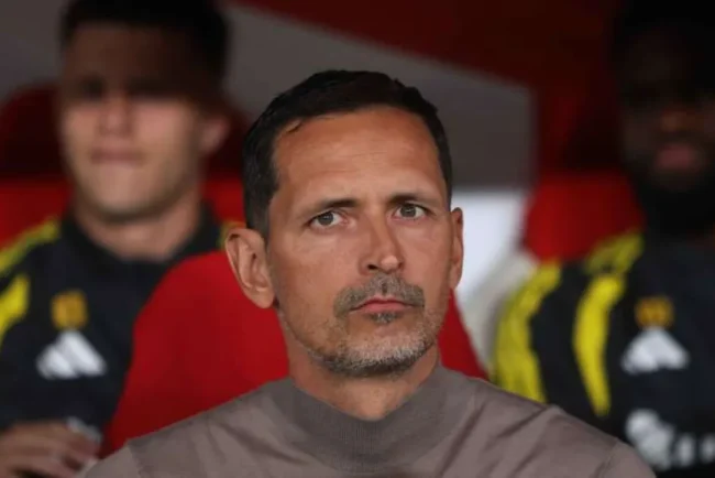 La două luni de la sosire, antrenorul revelației din Ligue 1 va fi demis