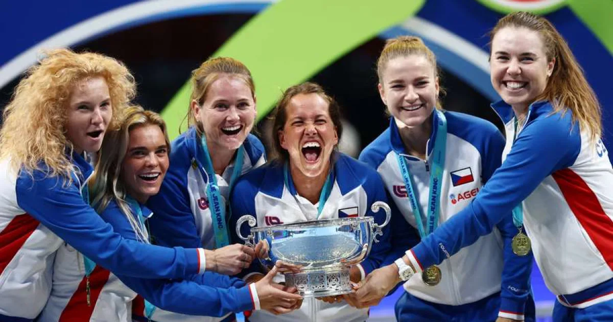 Noskova și Muchova aduc Cehiei al 12-lea trofeu Billie Jean King Cup