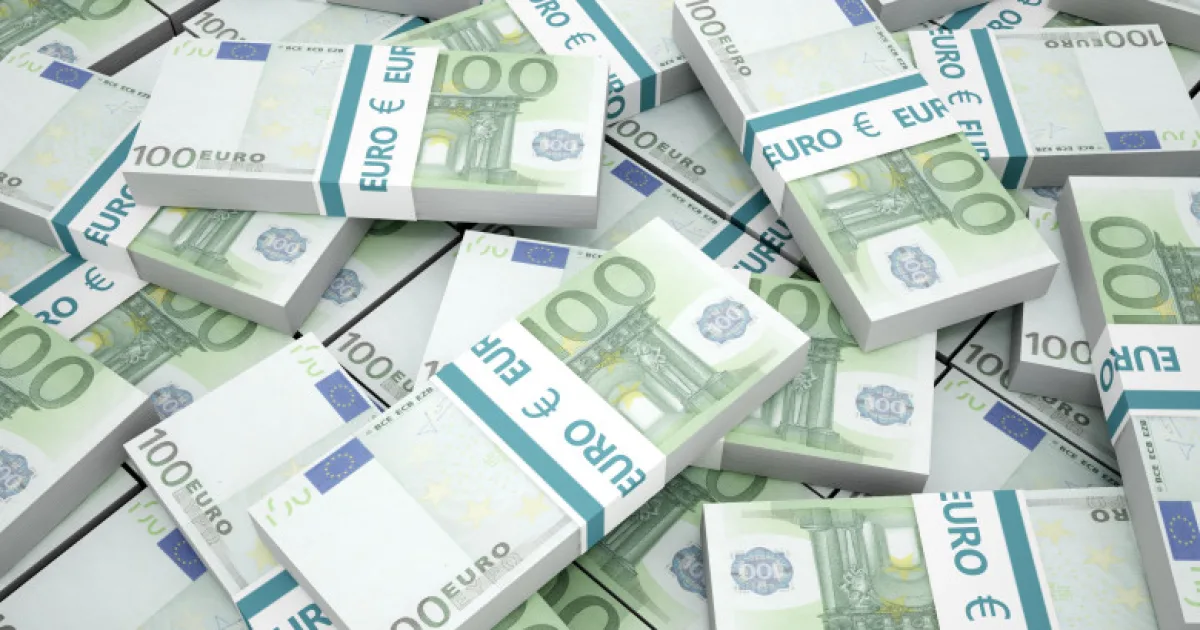 Peste un milion de euro falși puși în circulație de o grupare din România