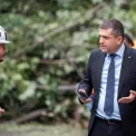 Programul Guvernului Mureșan: salarizare nouă, TAROM privatizat, TVA 19% când se poate