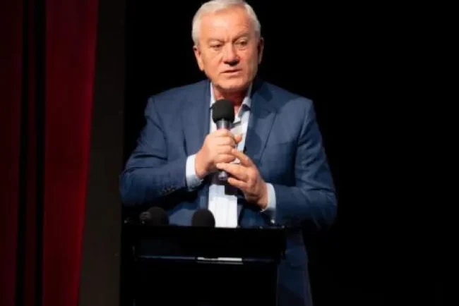 Protest AUR în Parlament pentru Călin Georgescu