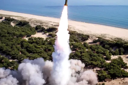 Rachetă balistică cu rază scurtă, testată de Coreea de Nord în Marea de Est