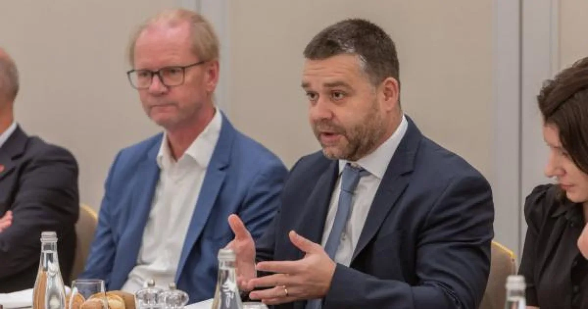 Românii pot avea pensii mai mari din economii și investiții. Lege adoptată