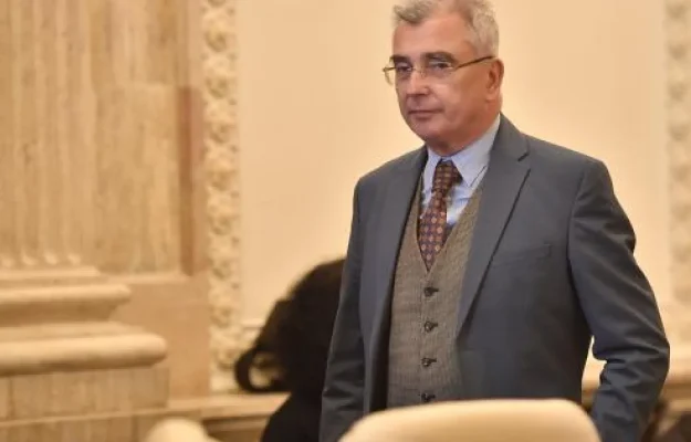 Schița Guvernului Mureșan: independent la Justiție, Turcan la Muncă, Nazare la Finanțe