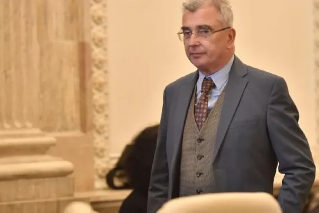 Schița Guvernului Mureșan: independent la Justiție, Turcan la Muncă, Nazare la Finanțe