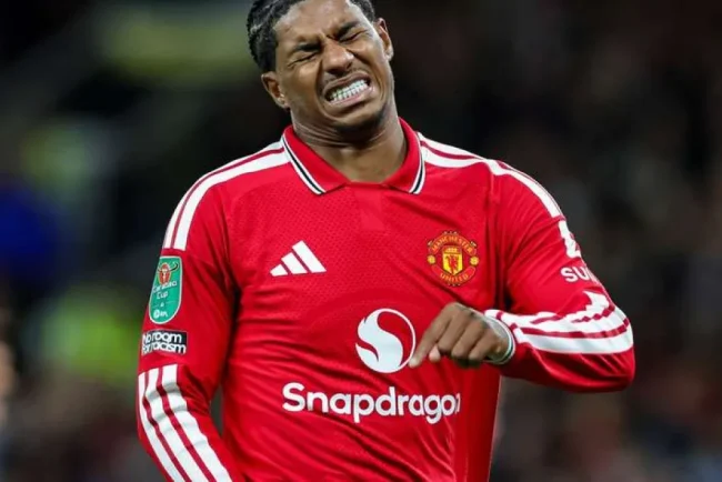 Șoc pe Old Trafford! Manchester United, eliminată din Cupa Ligii după ce a condus cu 2-0