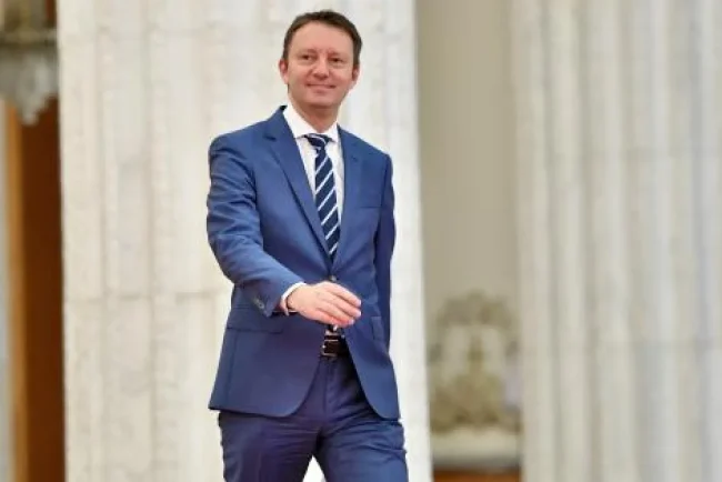 Sondaj: Cum ar vota românii la alegeri anticipate și cine e vinovat de criza politică