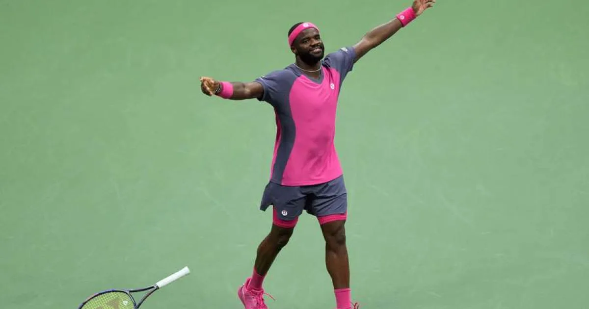 Tiafoe trece de Michelsen în cinci seturi, cu un final spectaculos la US Open