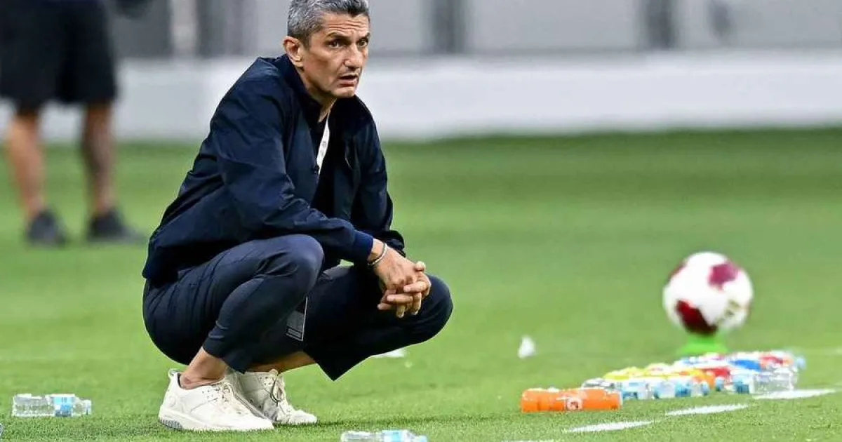 Duel românesc în Qatar: Lucescu, prima înfrângere, cu Contra