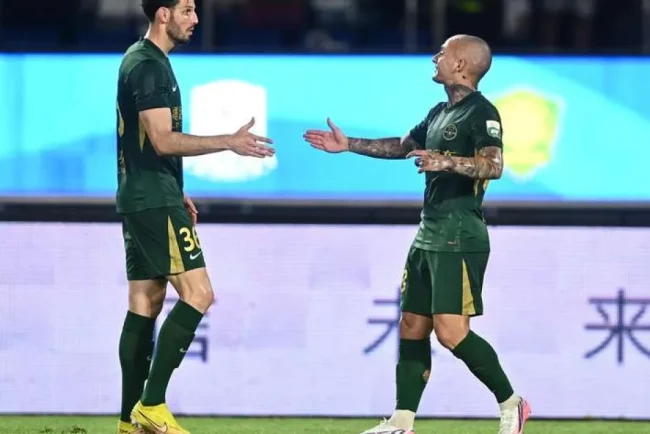 Mitriță a marcat din nou în China, dar Zhejiang Professional a pierdut