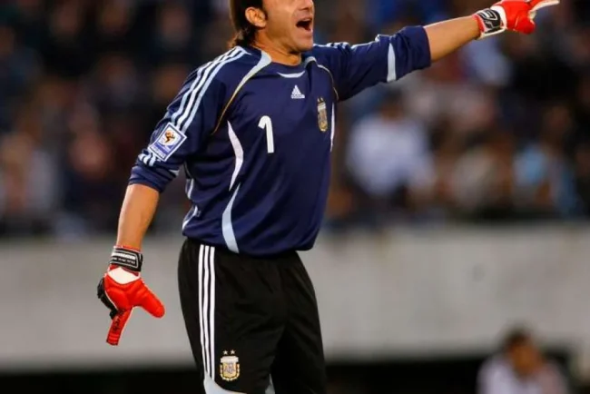 Singurul fotbalist care a jucat alături de Maradona, Messi și Kempes